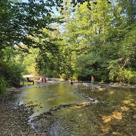 Camping Onlycamp Les Bords De Lyonne Saint-Jean-en-Royans