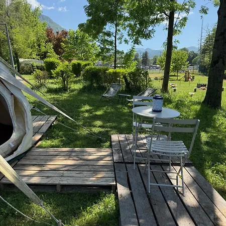 Campsite Les Bords De Lyonne Saint-Jean-en-Royans